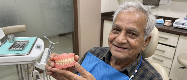 A finished denture: before and after (illustration)